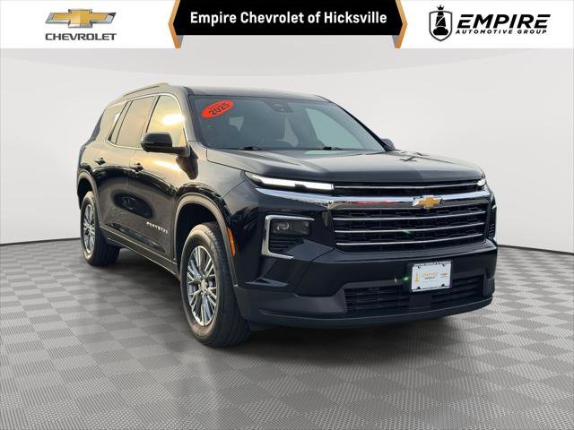 Used 2025 Chevrolet Traverse LT w/ Driver Confidence Package