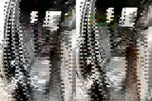 Used 2016 Cadillac Escalade Platinum image 26