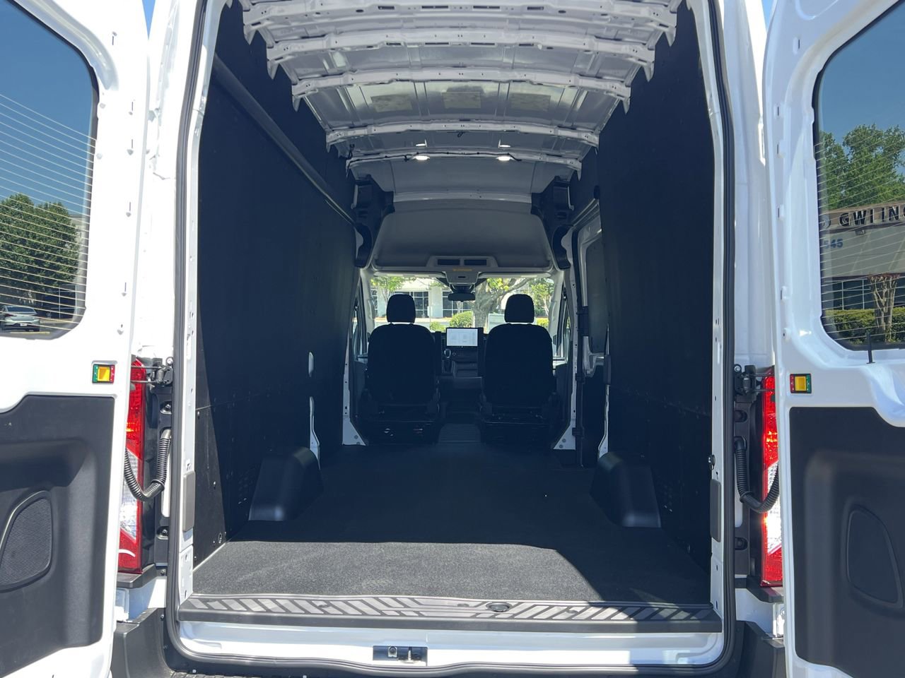 New 2026 Ford Transit 350 148 High Roof Extended RWD image 17