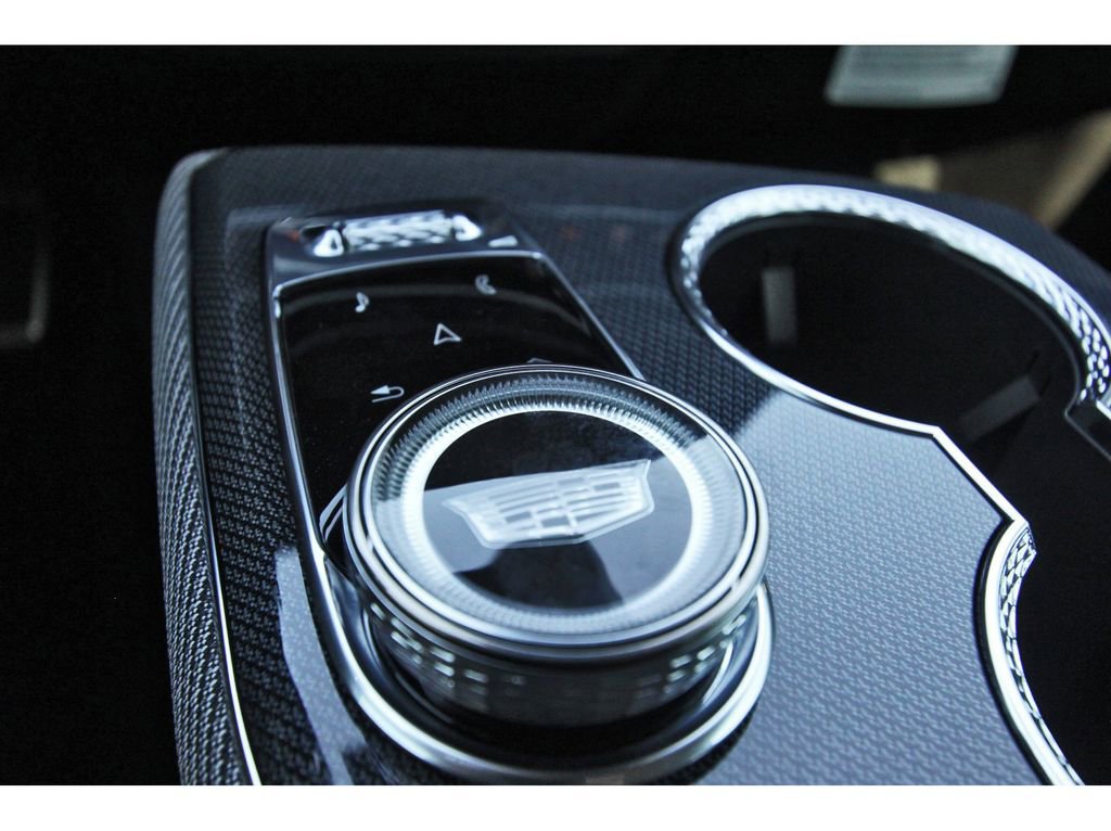 New 2026 Cadillac Optiq Sport 2 image 19