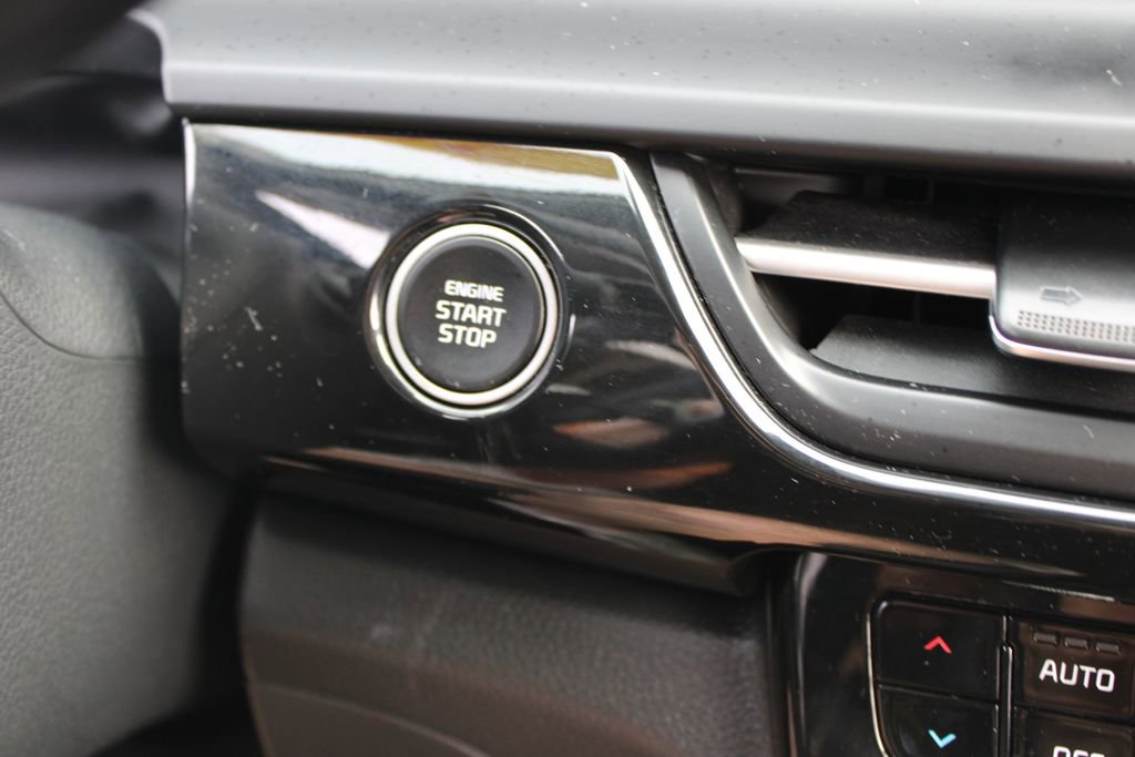 Used 2025 Kia Seltos S image 38