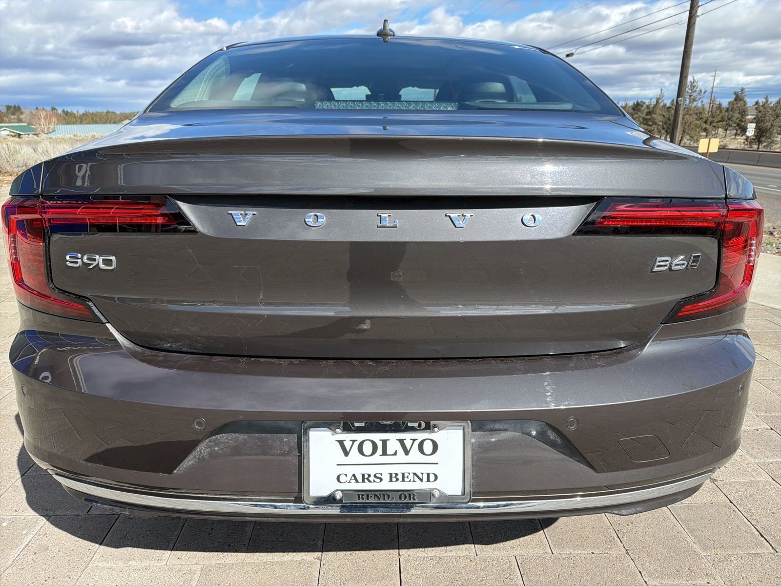 Certified 2025 Volvo S90 B6 Plus w/ Protection Package Premier image 3