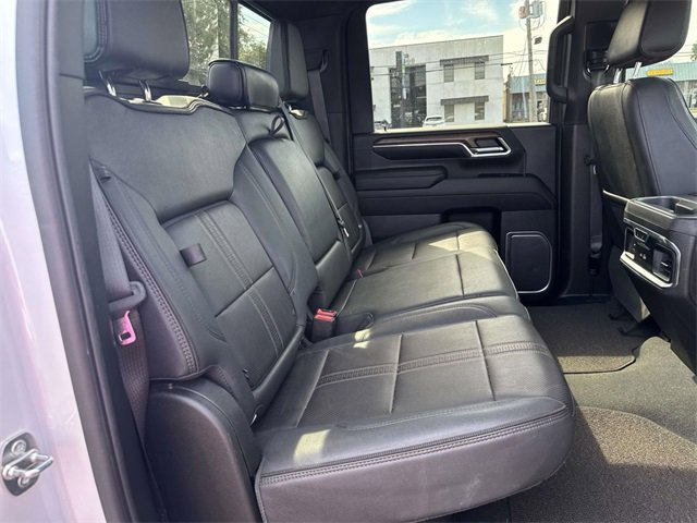 Used 2024 Chevrolet Silverado 2500 High Country w/ High Country Premium Package image 10