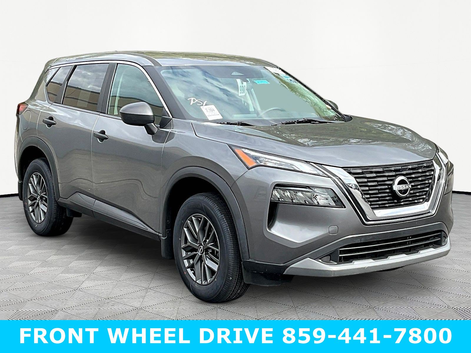 Used 2023 Nissan Rogue S FWD image 3