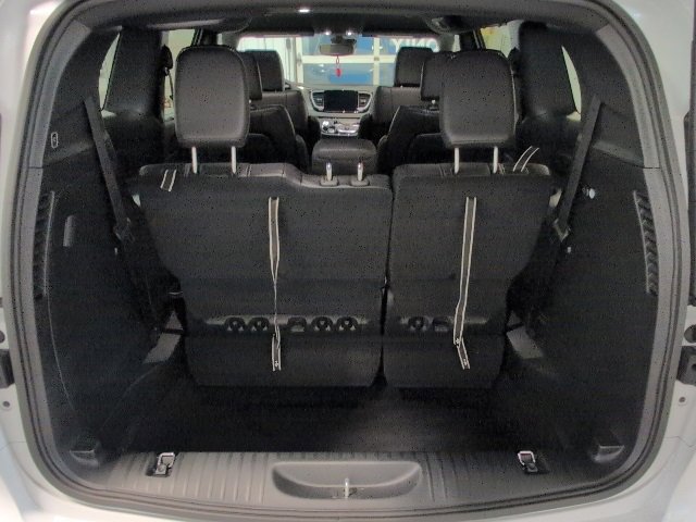New 2026 Chrysler Pacifica Select image 32