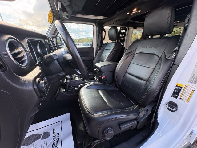 Used 2022 Jeep Wrangler Unlimited Sahara AWD/4WD image 27
