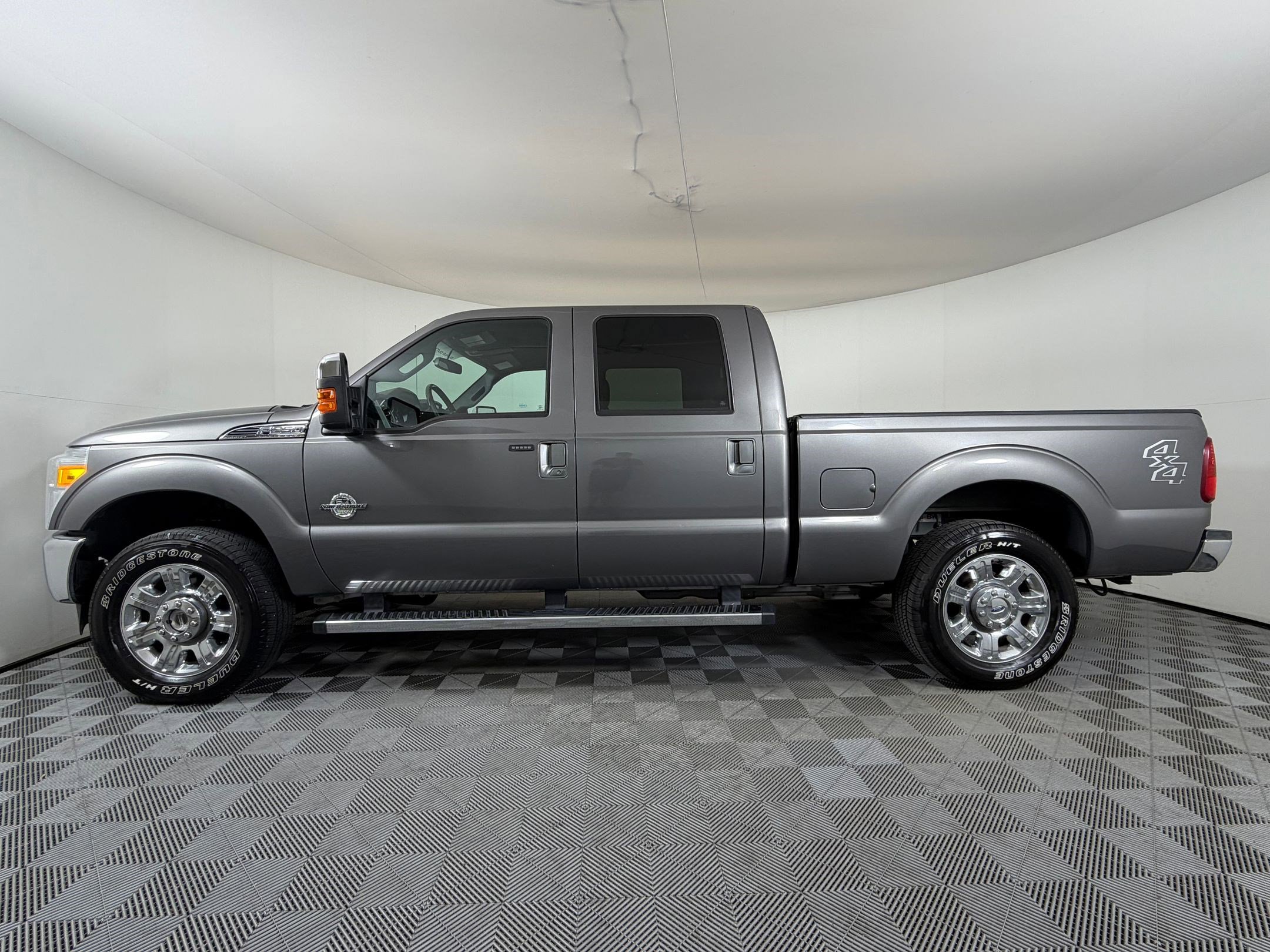 Used 2014 Ford F250 Lariat w/ Chrome Package image 2