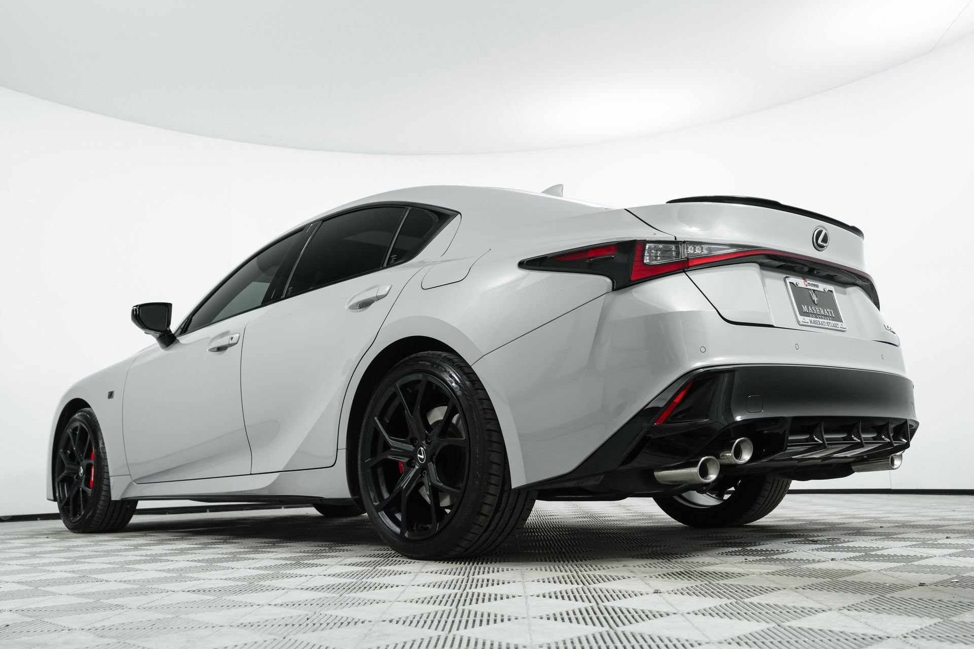 Used 2025 Lexus IS 500 w/ F-Sport Performance image 96