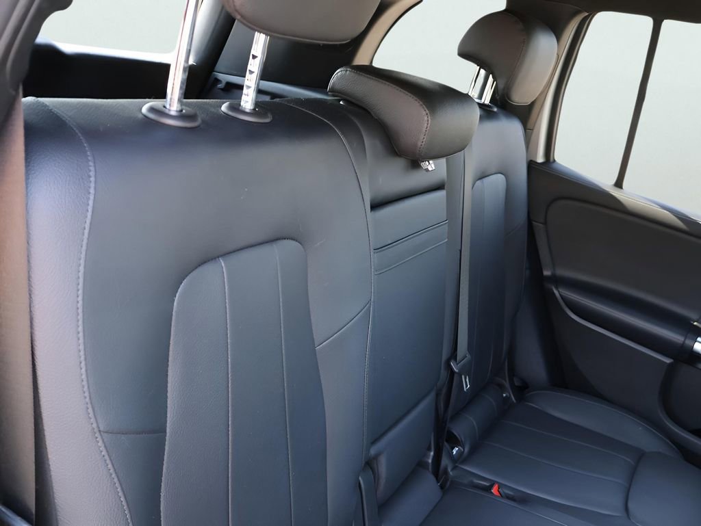 Used 2020 Mercedes-Benz GLB 250 4MATIC image 14