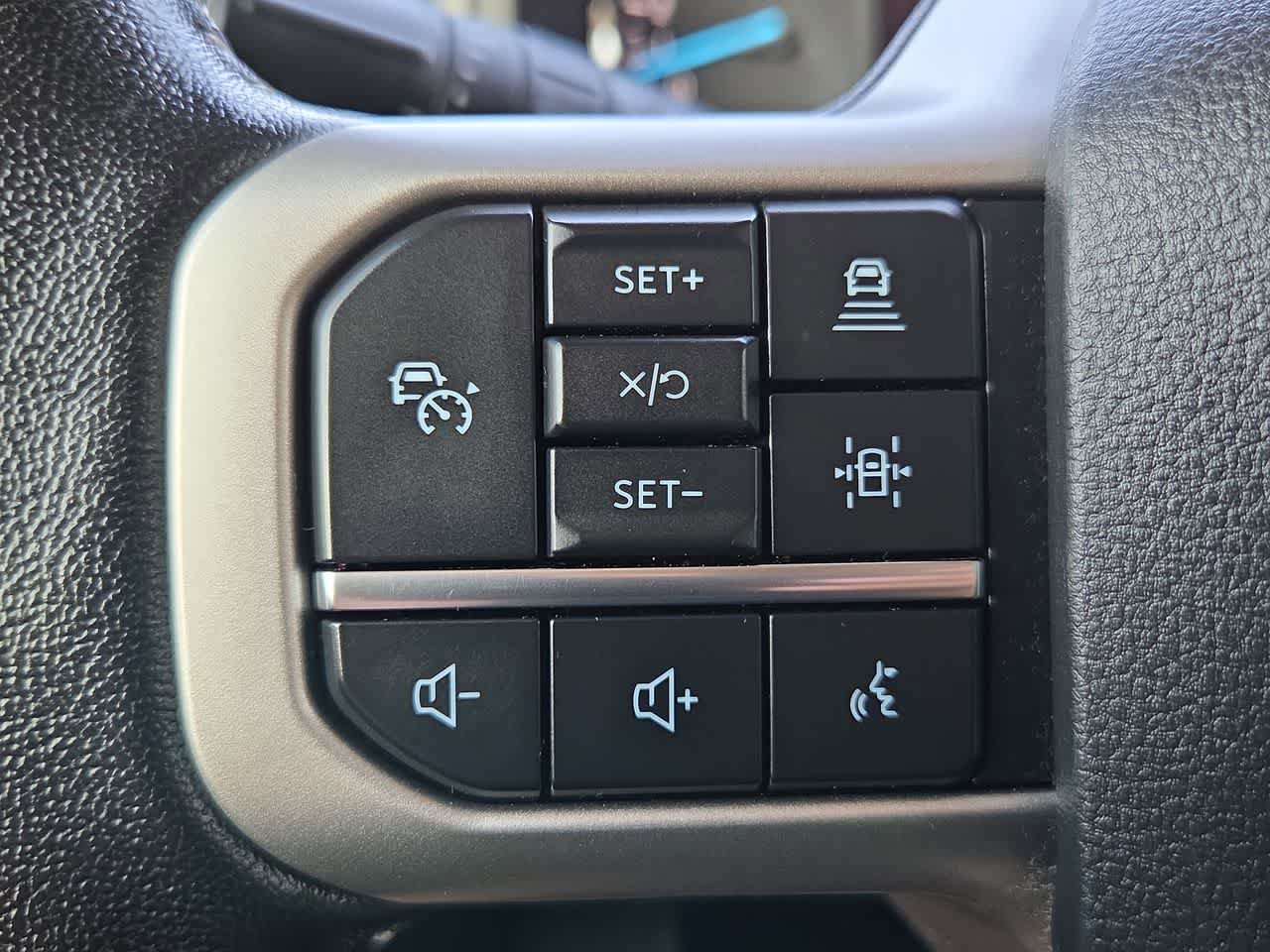 Used 2022 Ford Expedition Max XLT RWD image 23
