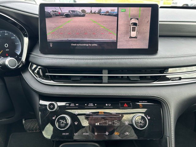 Used 2024 INFINITI QX60 Luxe AWD/4WD image 18