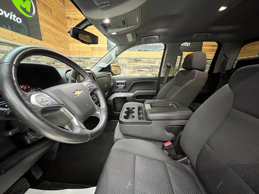 Used 2018 Chevrolet Silverado 1500 LT w/ All Star Edition AWD/4WD image 28