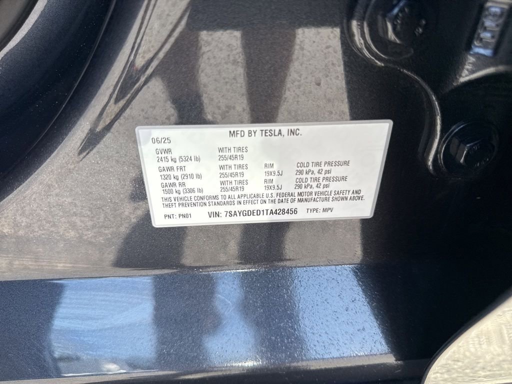 Used 2026 Tesla Model Y Long Range image 38