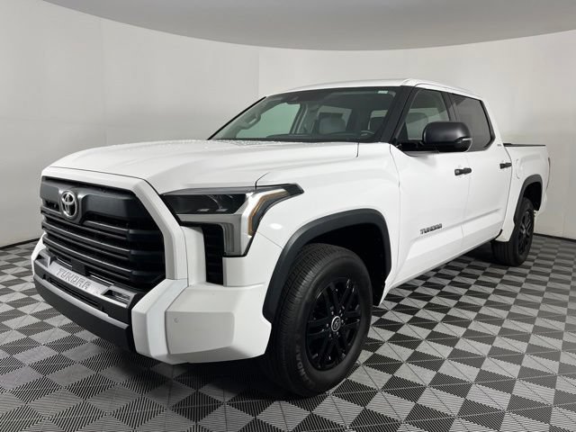 Used 2023 Toyota Tundra SR5 w/ SR5 Convenience Package RWD image 6