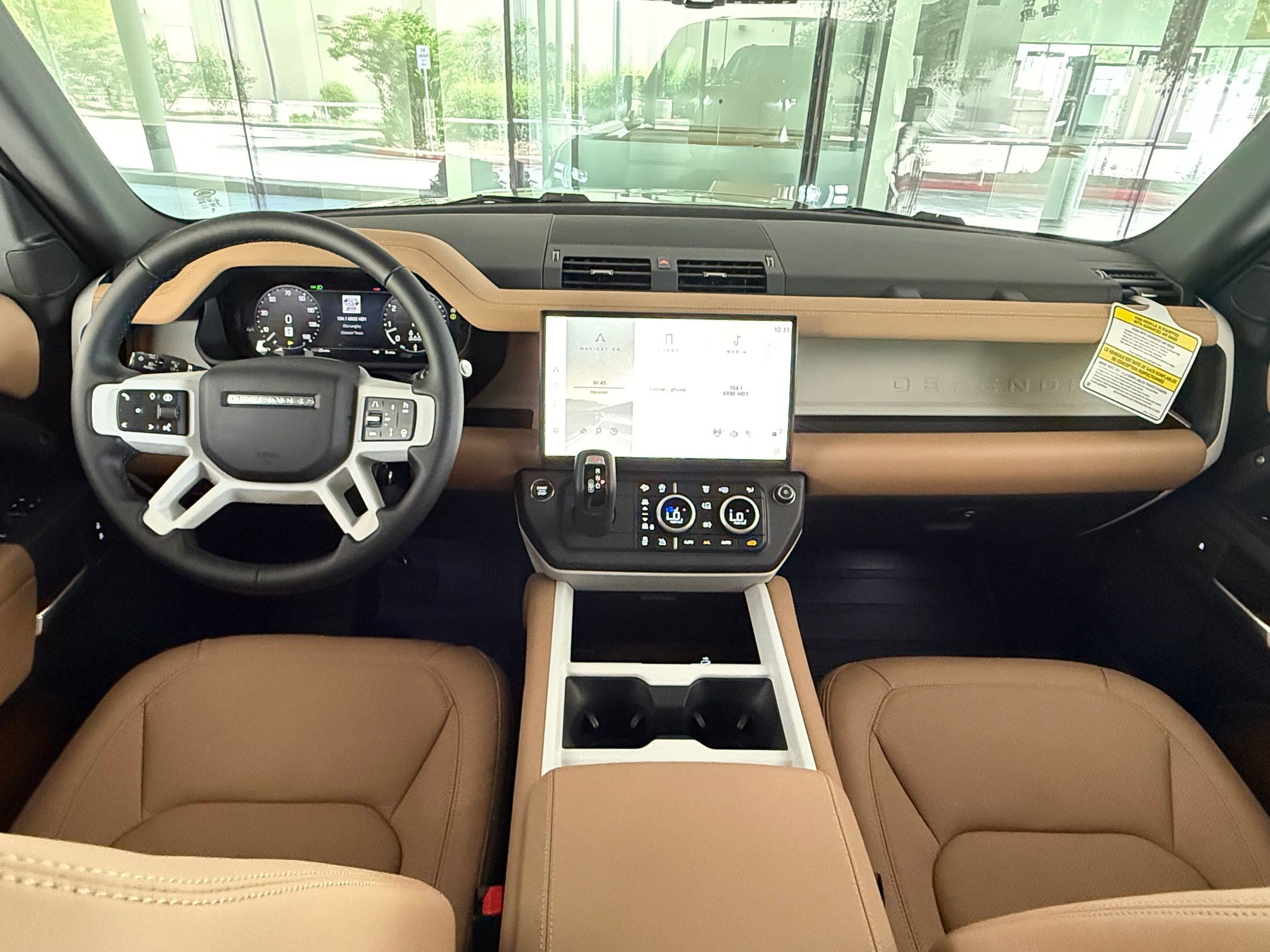 New 2026 Land Rover Defender 130 X-Dynamic SE AWD/4WD image 15