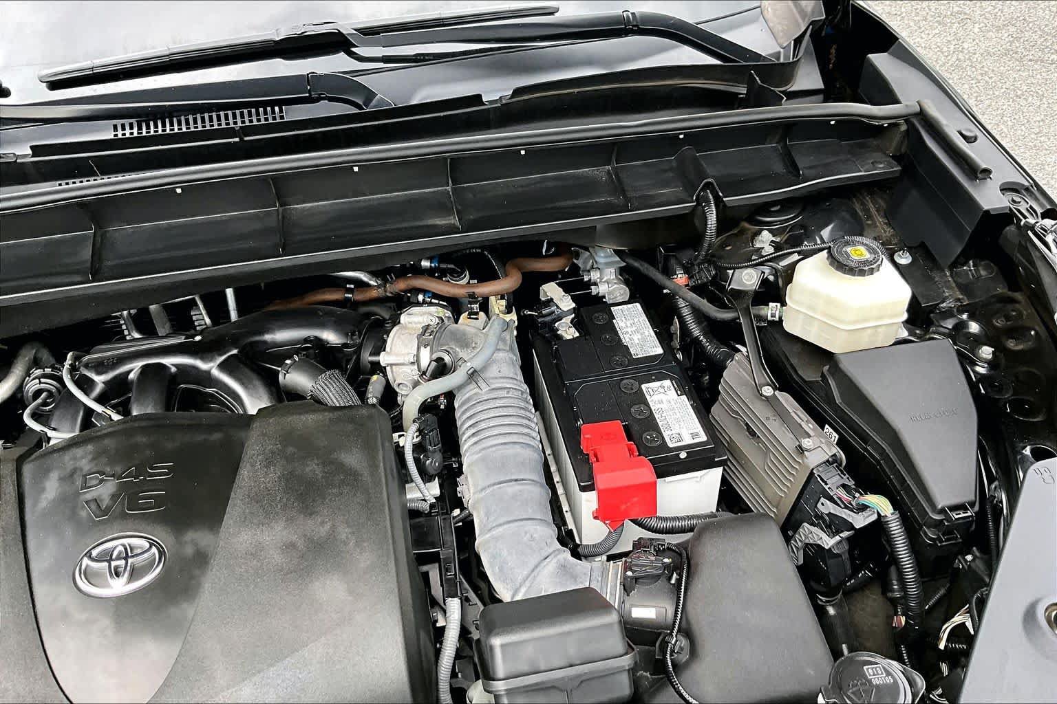Used 2022 Toyota Highlander XLE AWD/4WD image 32
