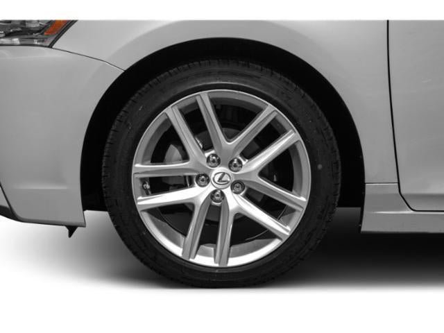 Used 2015 Lexus CT 200h w/ Navigation Package FWD image 12