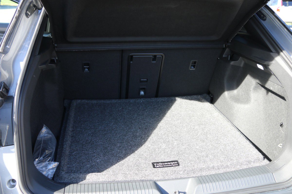 Used 2024 Volkswagen ID.4 Pro S image 27