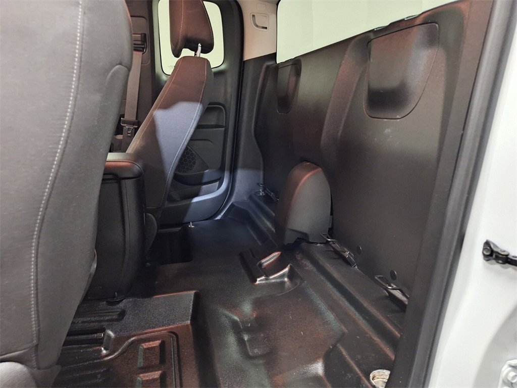 Used 2022 Chevrolet Colorado LT w/ Fleet Safety Package image 10