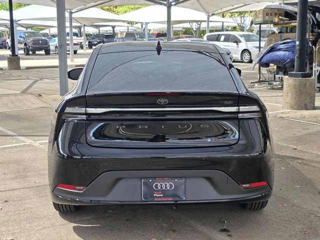 Used 2023 Toyota Prius Prime SE image 6