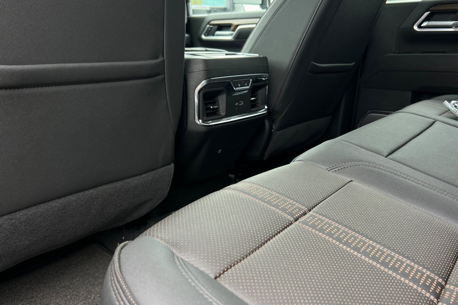 New 2025 Chevrolet Silverado 3500 High Country w/ Technology Package image 13