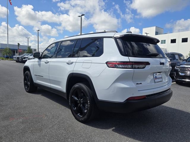 Used 2024 Jeep Grand Cherokee L Altitude AWD/4WD image 5