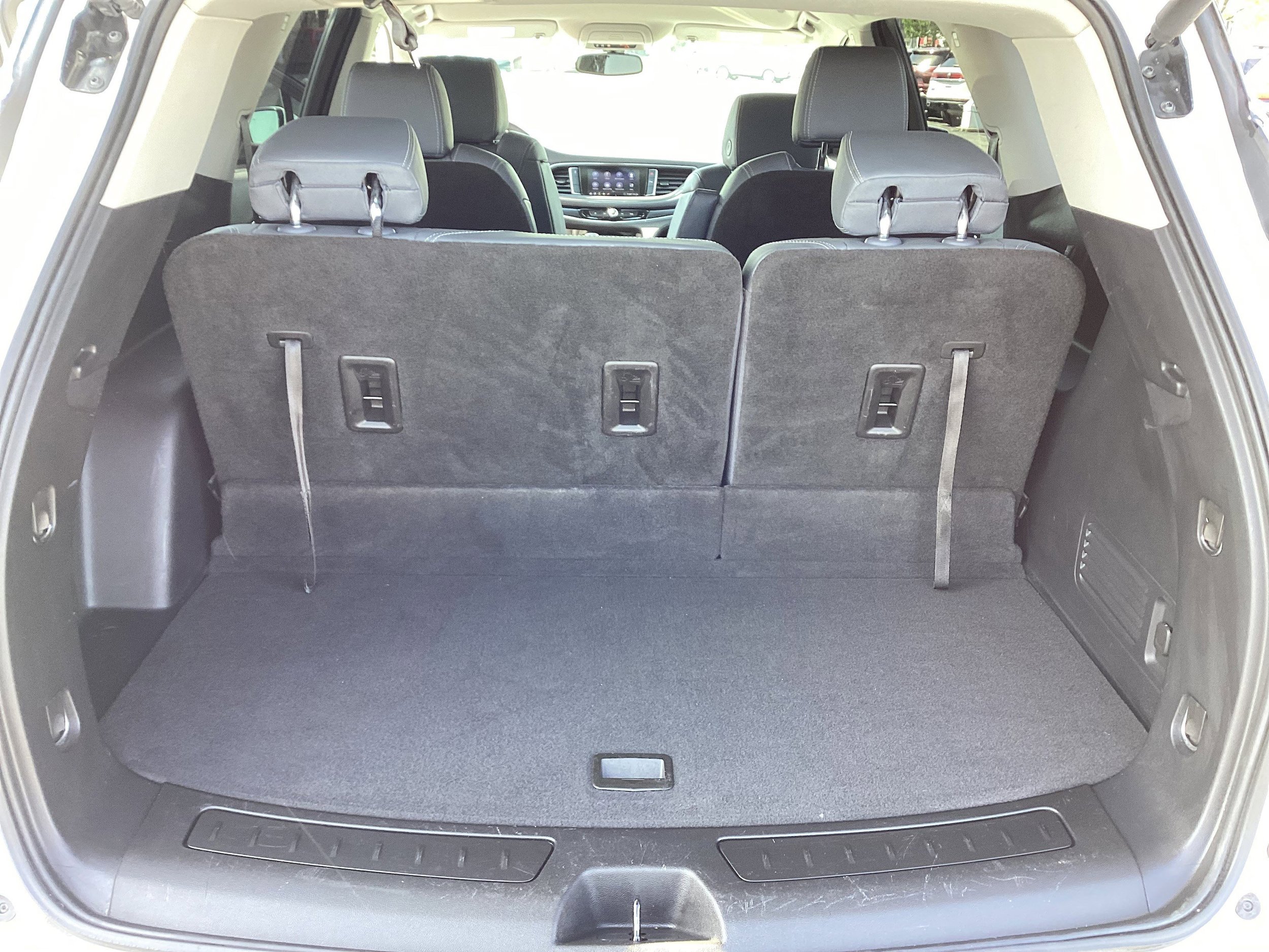 Used 2021 Buick Enclave Essence FWD image 15