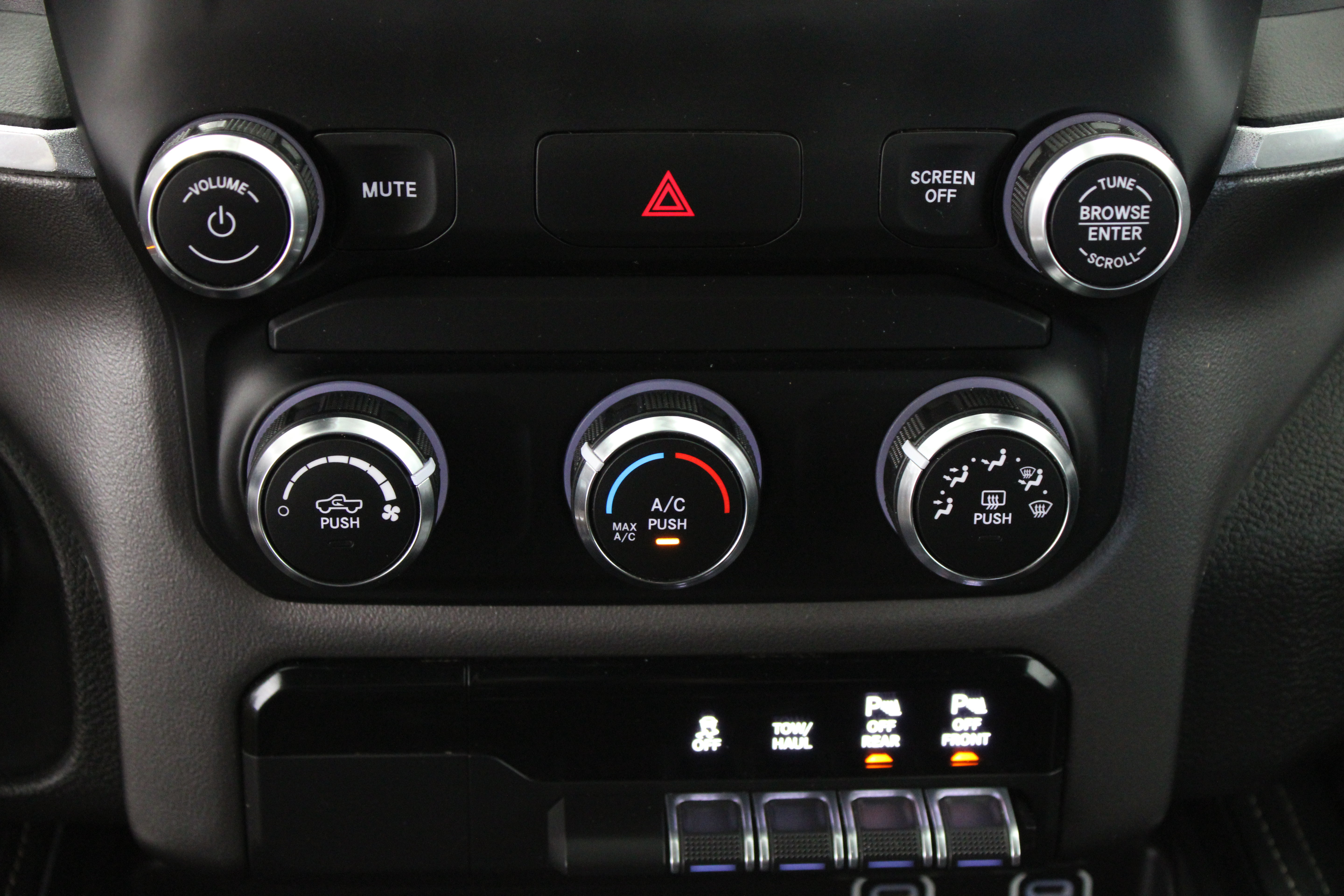 Used 2024 RAM 1500 Tradesman w/ Night Edition AWD/4WD image 20