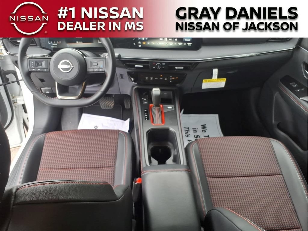 Certified 2025 Nissan Kicks SR AWD/4WD image 17