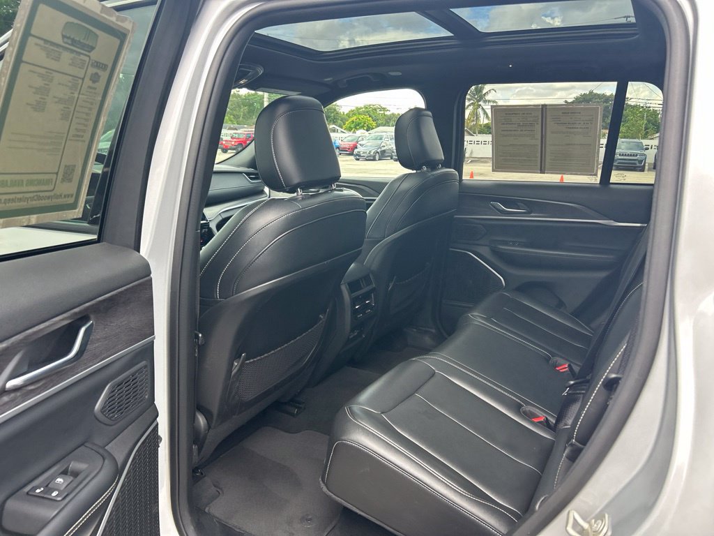 Certified 2024 Jeep Grand Cherokee Limited 4xe AWD/4WD image 33