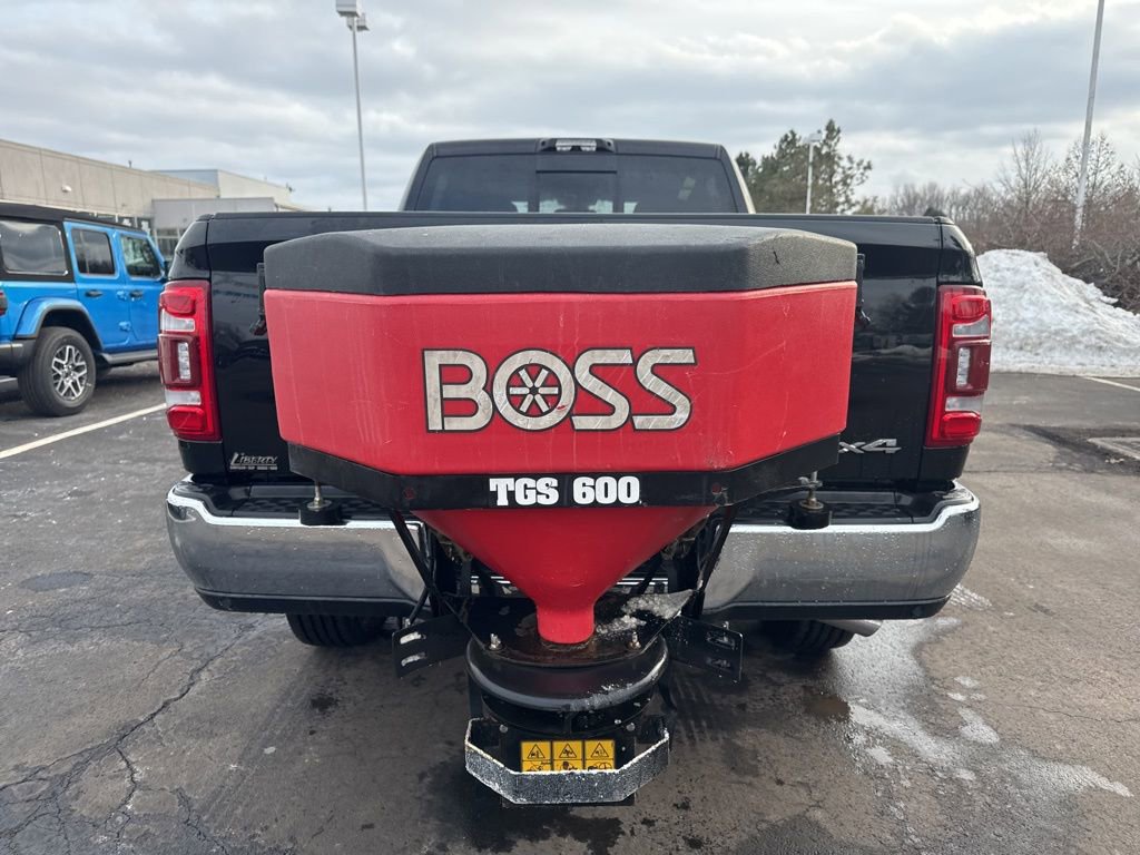 Used 2024 RAM 3500 Tradesman w/ Towing Technology Group image 4