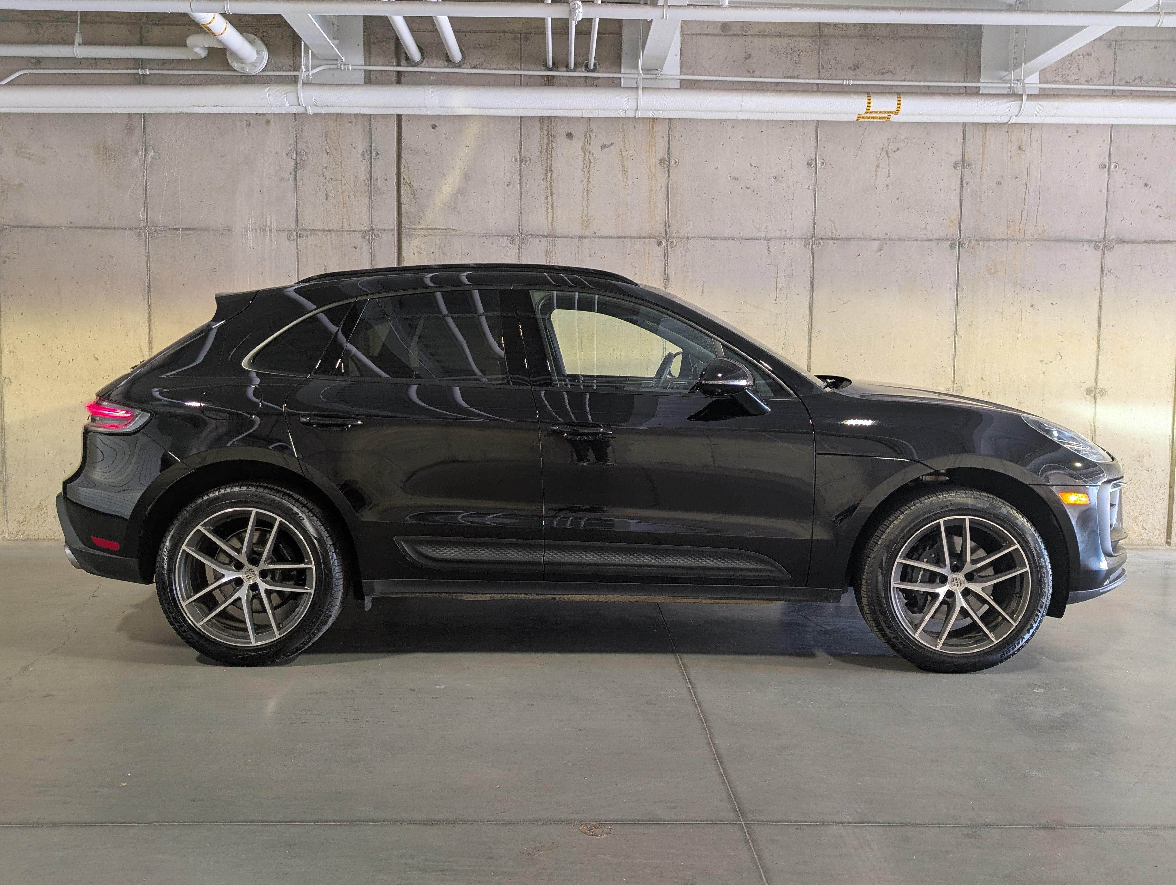Certified 2026 Porsche Macan AWD/4WD image 46