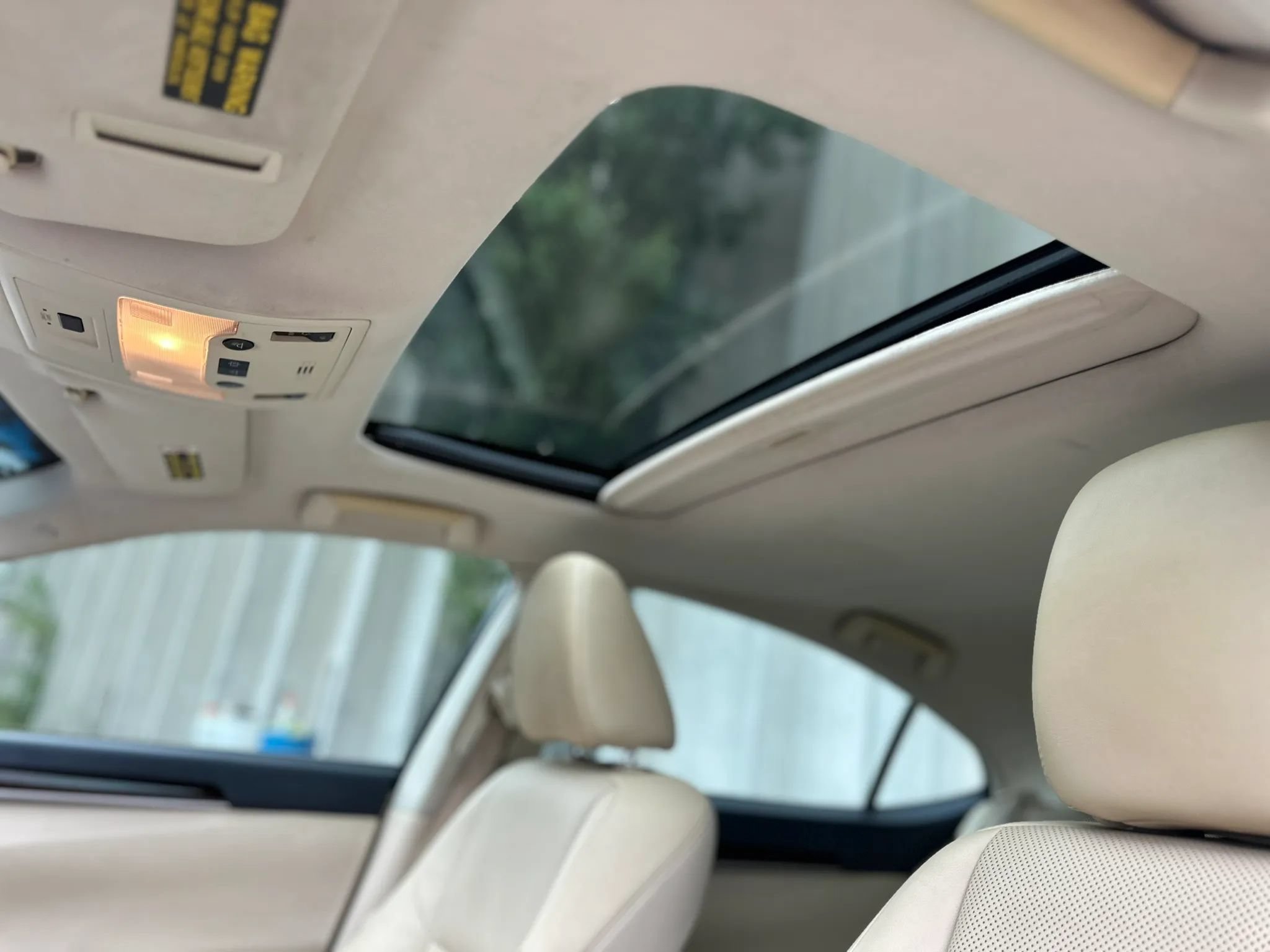 Used 2015 Lexus ES 350 w/ Premium Package FWD image 11