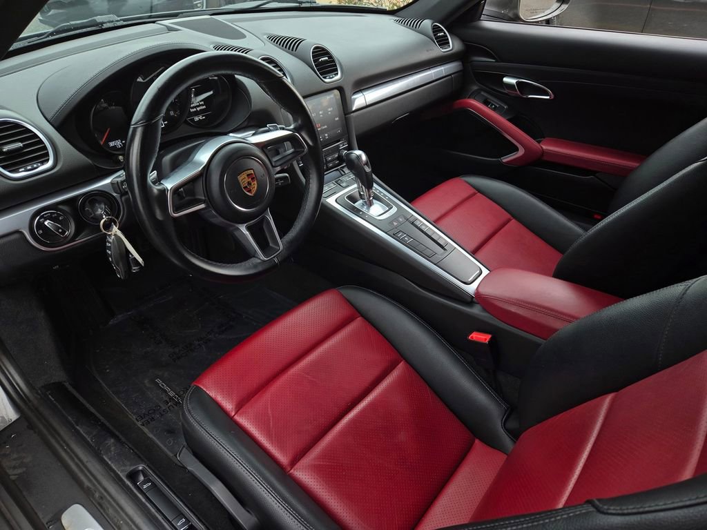 Used 2018 Porsche 718 Cayman image 11