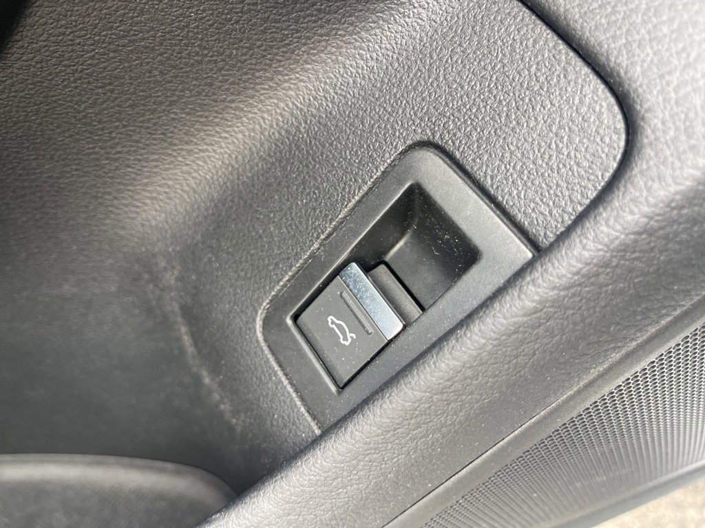 Used 2023 Audi A6 2.0T Premium image 32