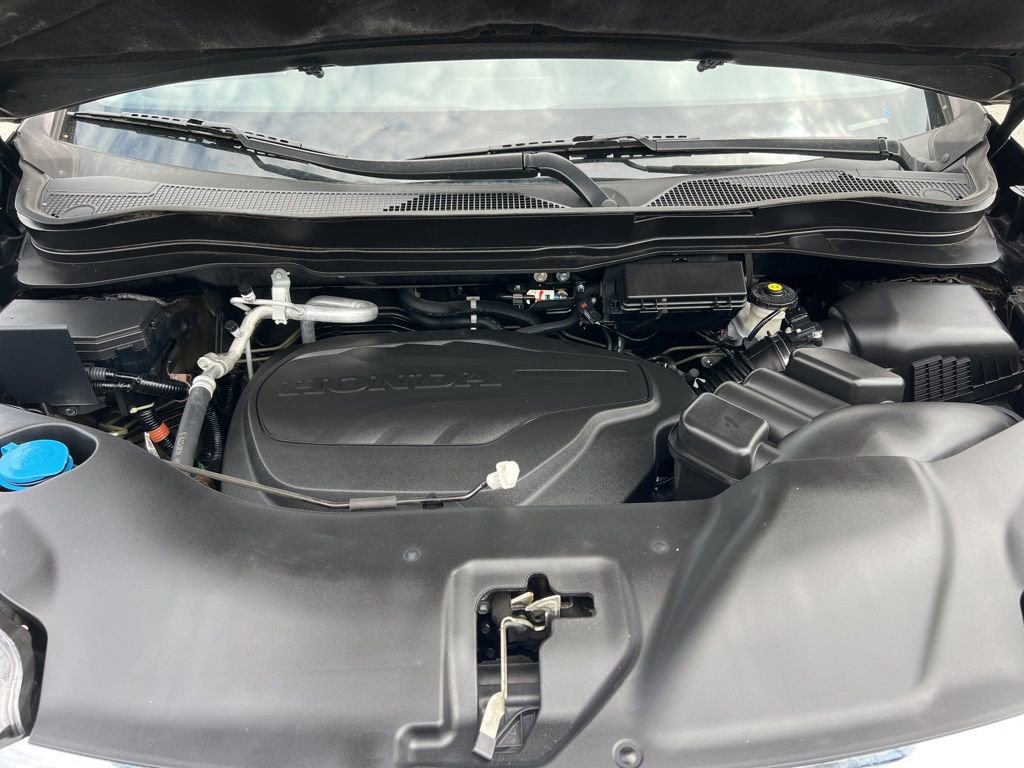 Used 2022 Honda Pilot Touring image 11