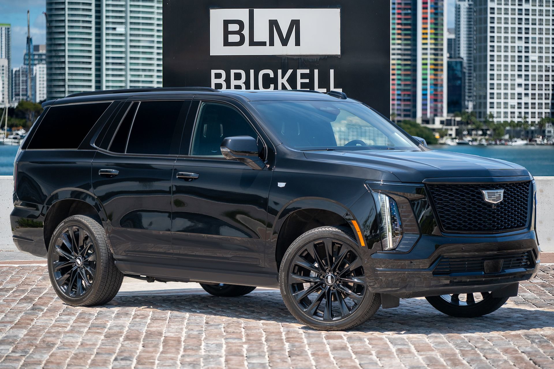 Used 2026 Cadillac Escalade Platinum Sport w/ LPO, ONYX Package AWD/4WD image 1