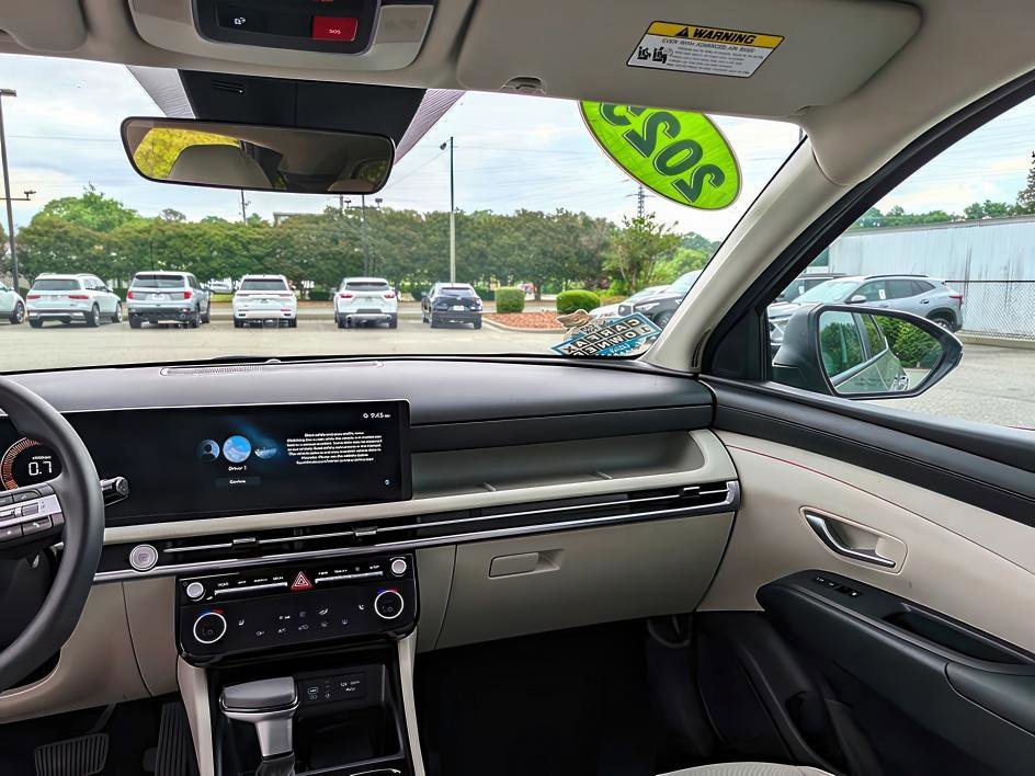 Used 2025 Hyundai Tucson SEL AWD/4WD image 42