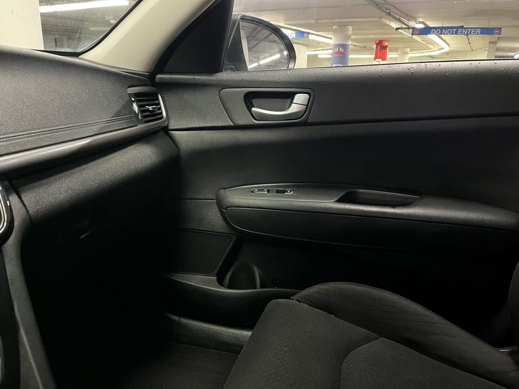 Used 2017 Kia Optima LX w/ Technology Package image 28