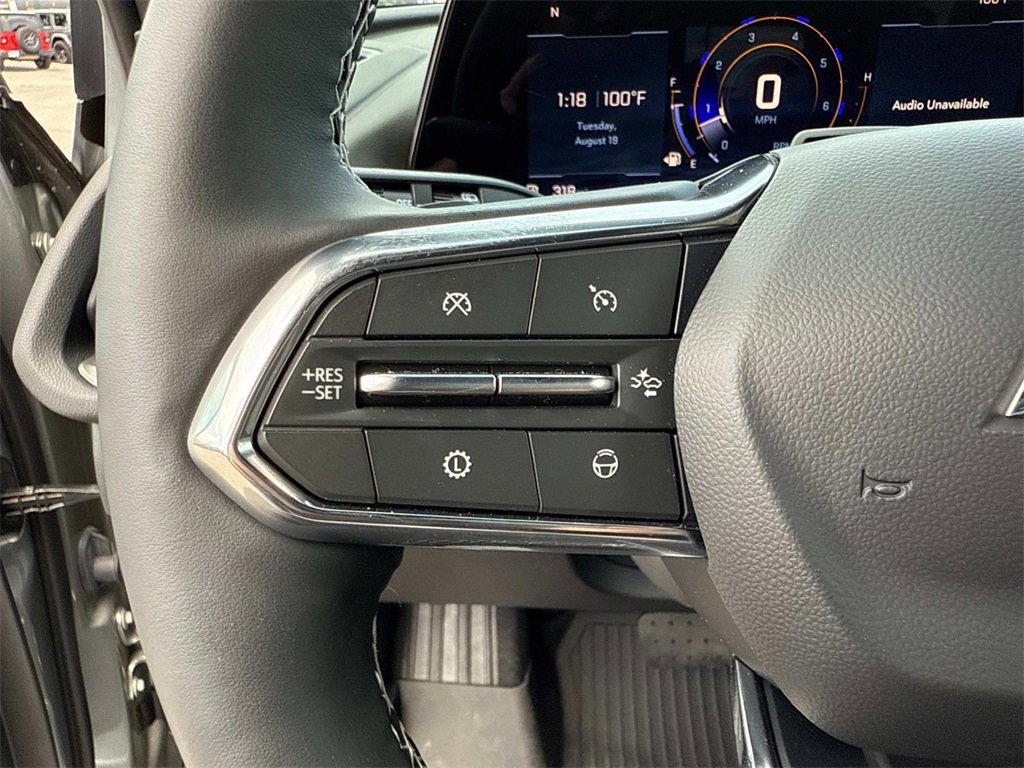 New 2025 Chevrolet Traverse LT w/ Enhanced Driving Package image 15