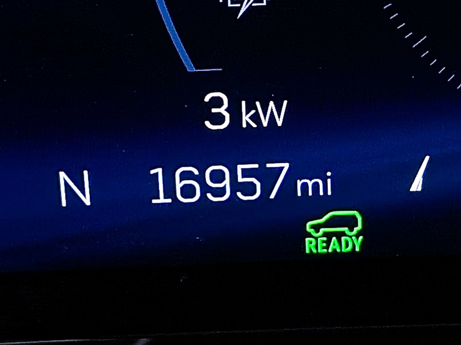 Used 2025 Cadillac Lyriq Sport image 35