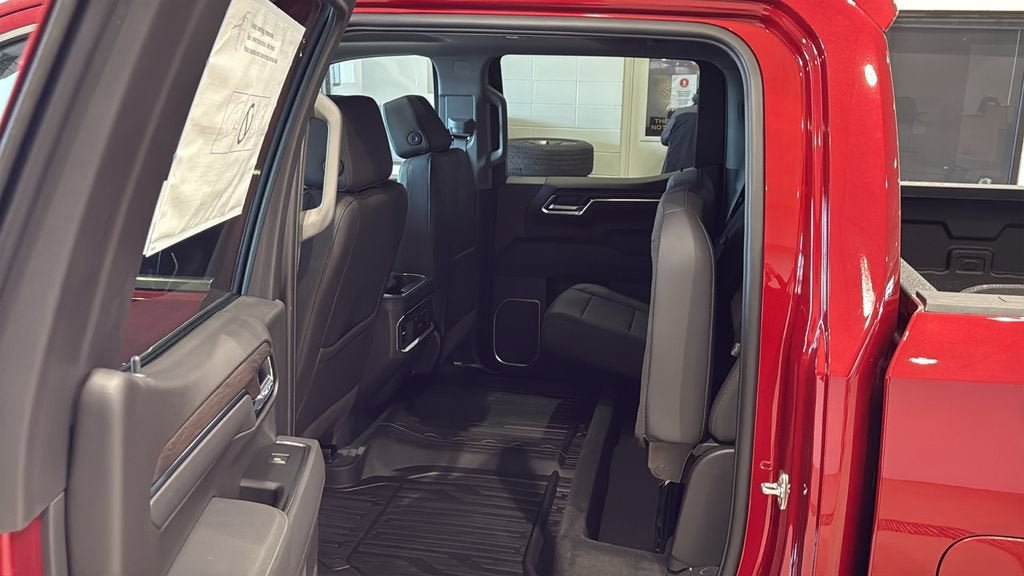 New 2026 GMC Sierra 1500 SLT w/ SLT Premium Plus Package image 18