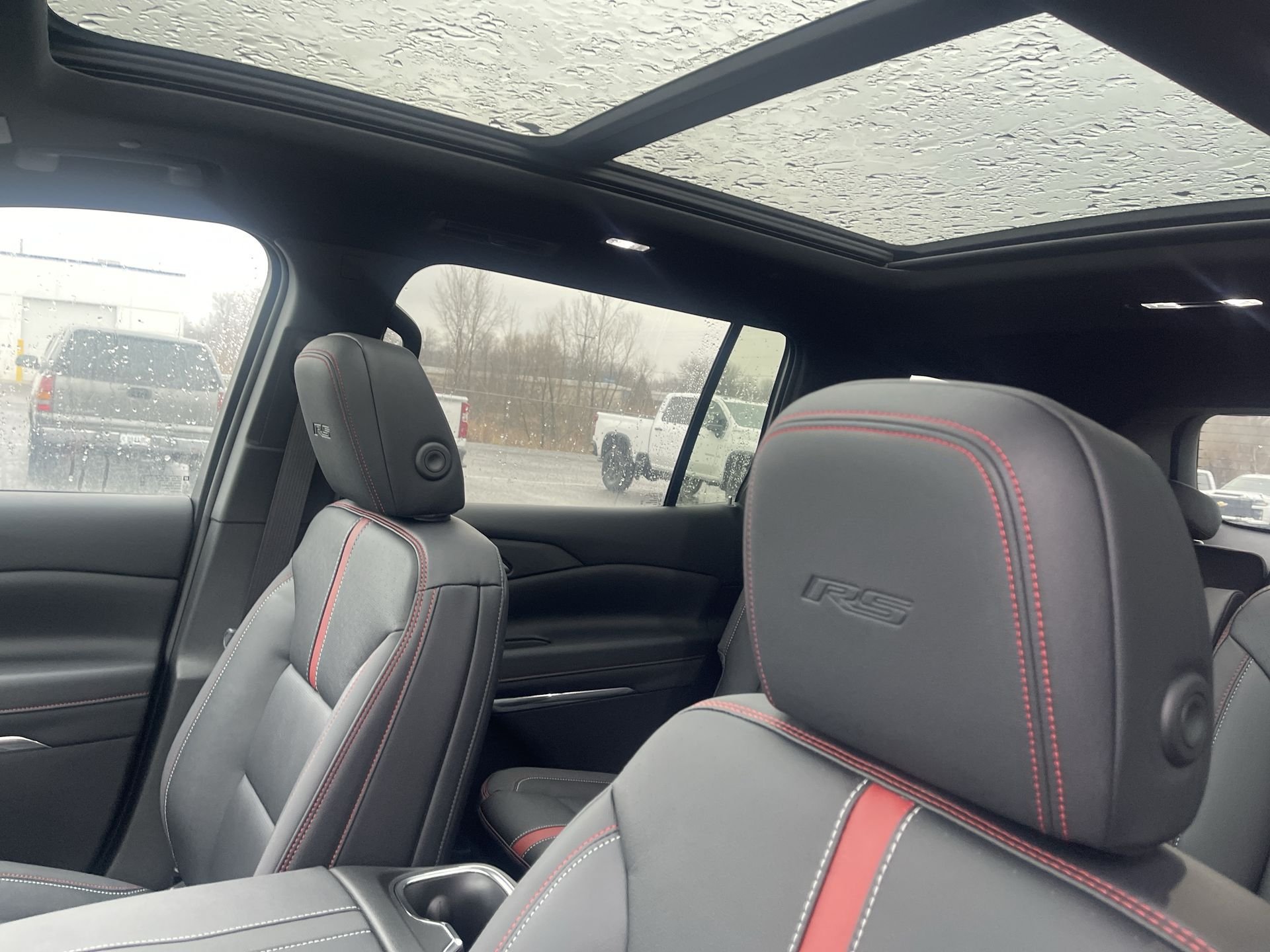 New 2026 Chevrolet Traverse RS w/ LPO, Floor Liner Package AWD/4WD image 55