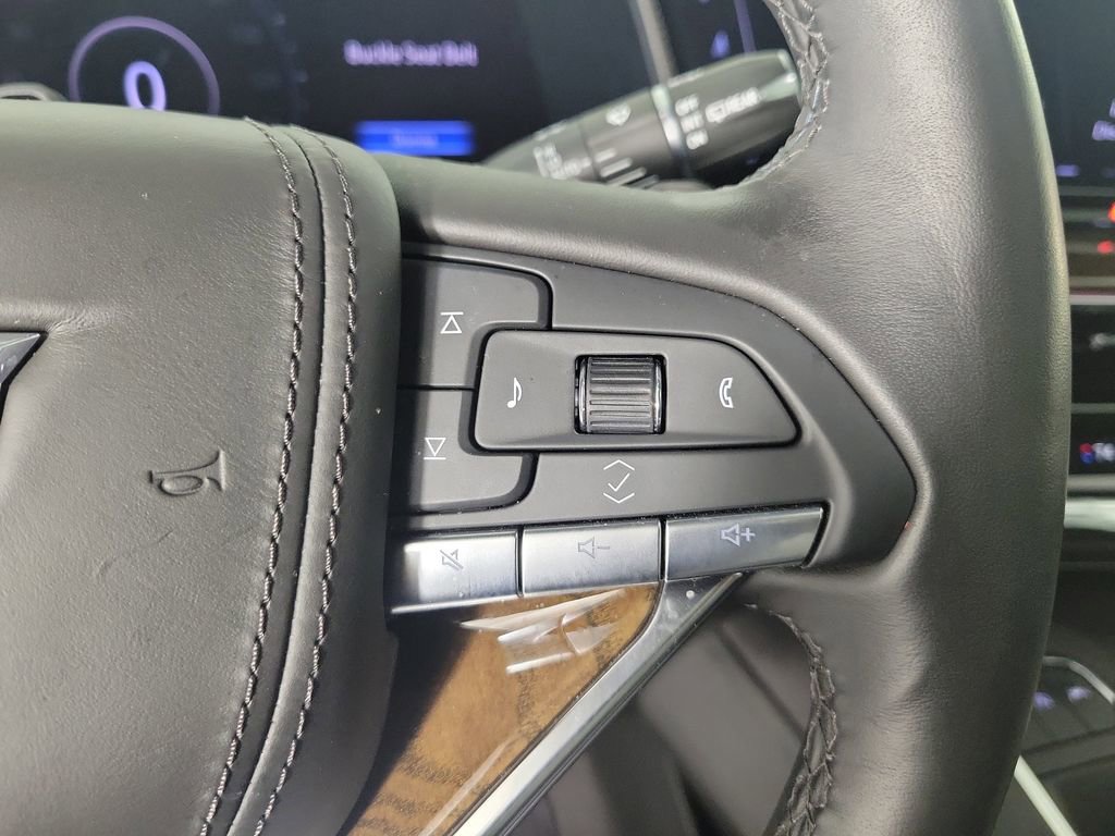 Certified 2023 Cadillac Escalade Premium Luxury Platinum image 24