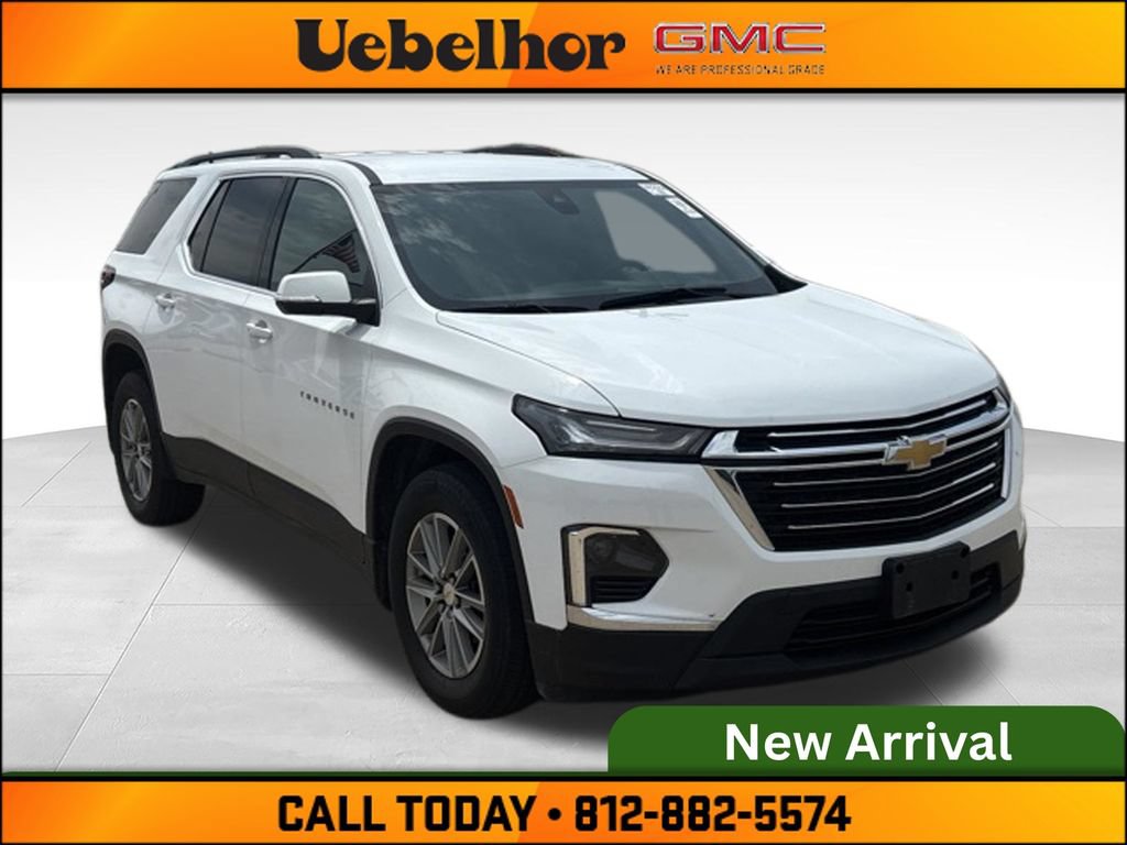 Used 2023 Chevrolet Traverse LT w/ LPO, Cargo Package AWD/4WD image 3