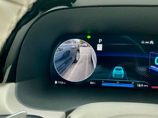 Used 2023 Hyundai Palisade Calligraphy w/ Winter Package image 32