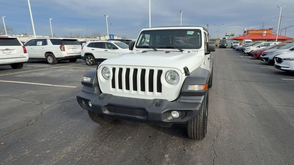 Used 2023 Jeep Wrangler Sport S image 3