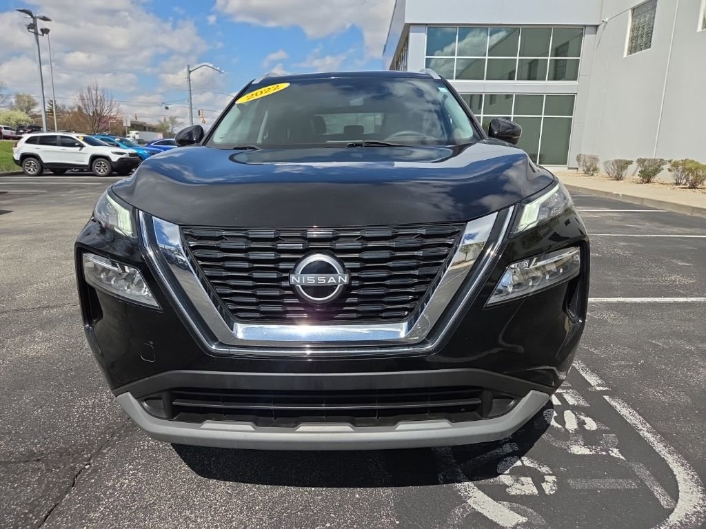 Used 2022 Nissan Rogue SV w/ SV Premium Package image 14