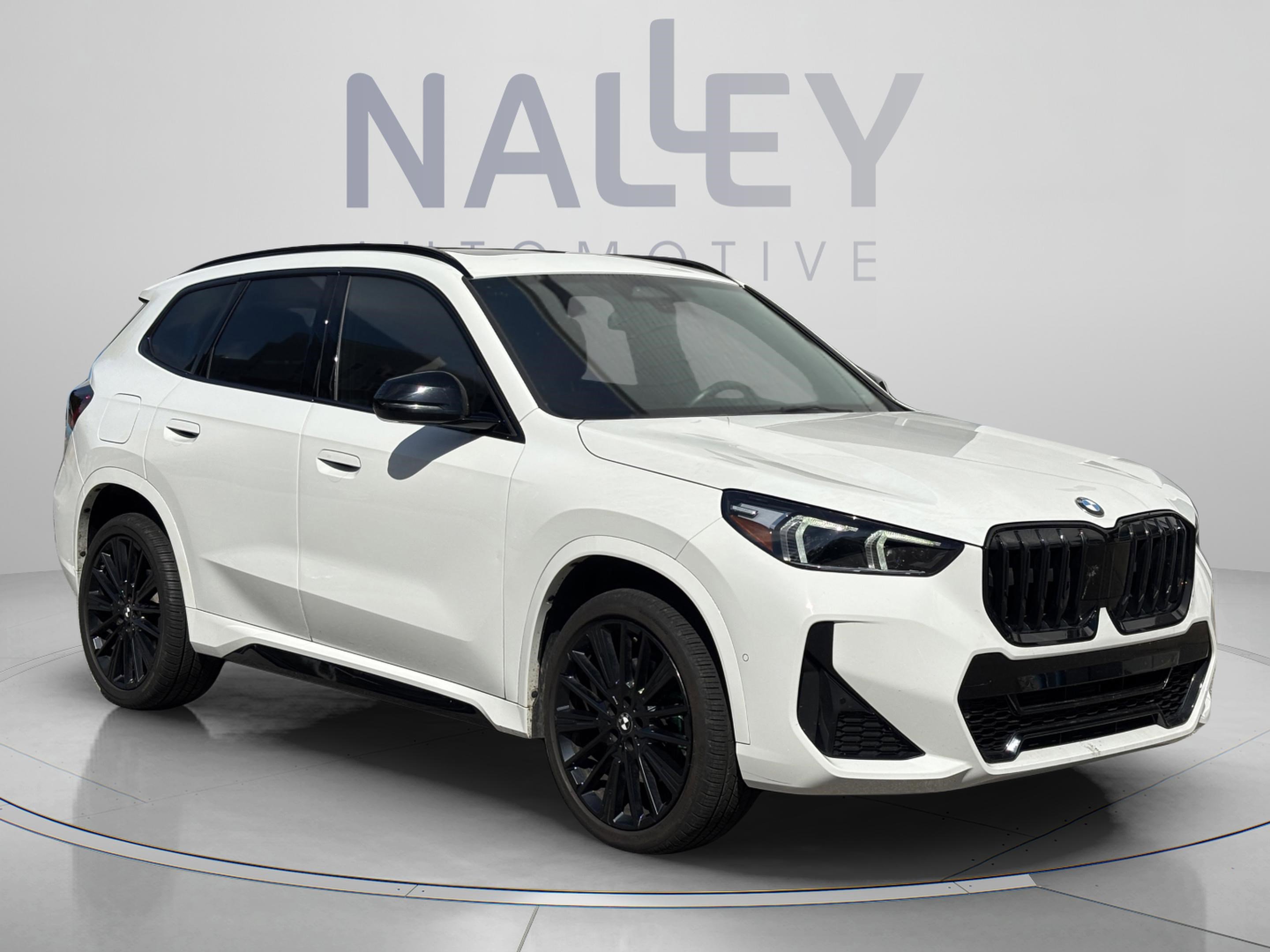 Used 2023 BMW X1 xDrive28i w/ M Sport Package image 5