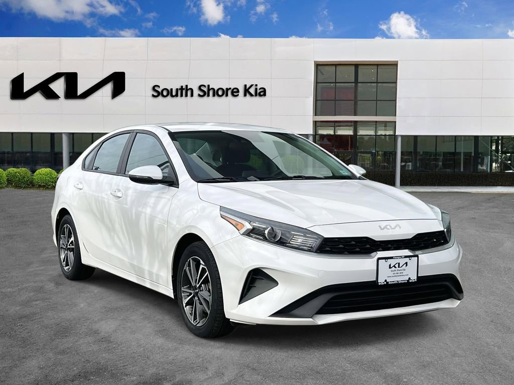Used 2023 Kia Forte LXS w/ LXS Technology Package image 1